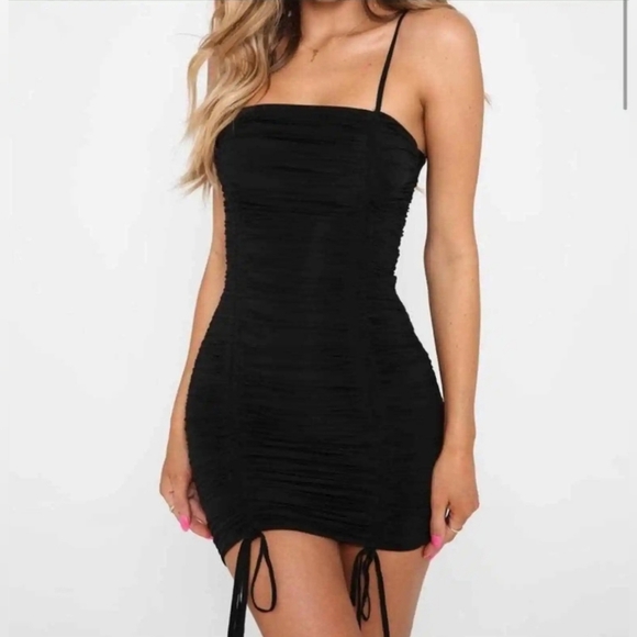Tiger Mist Dresses & Skirts - Tiger mist Zion Sexy stretch Black Ruched Mini Dress Sz Large
